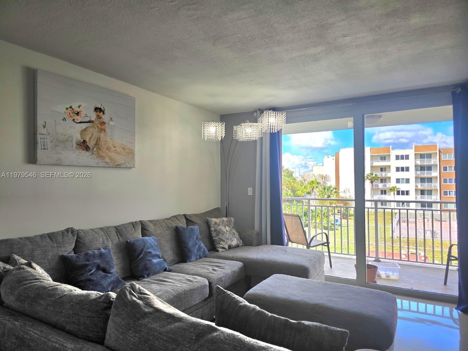 Coral Gate East Condo