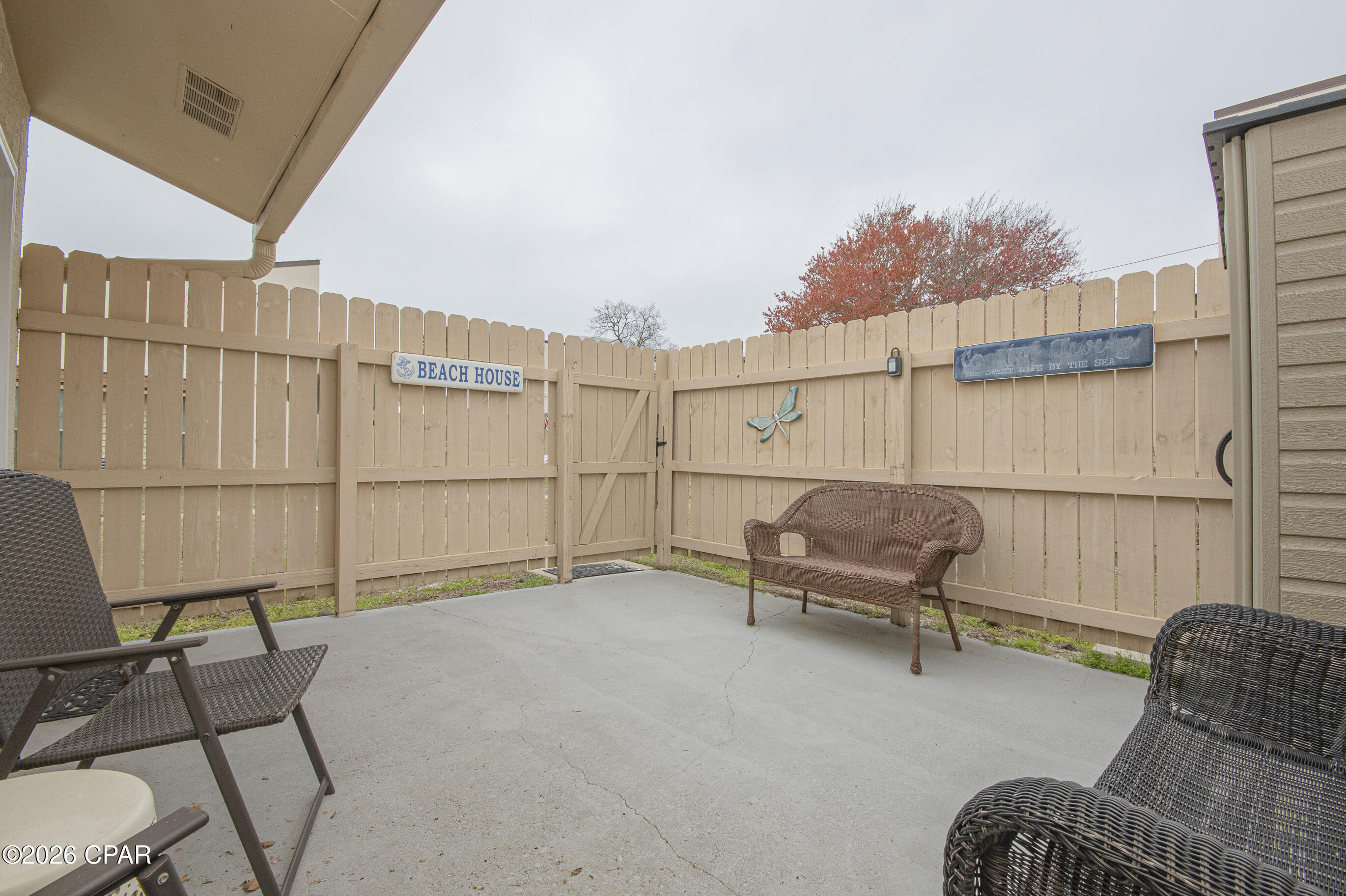 Image 10 For 17462 Front Beach Road 18d