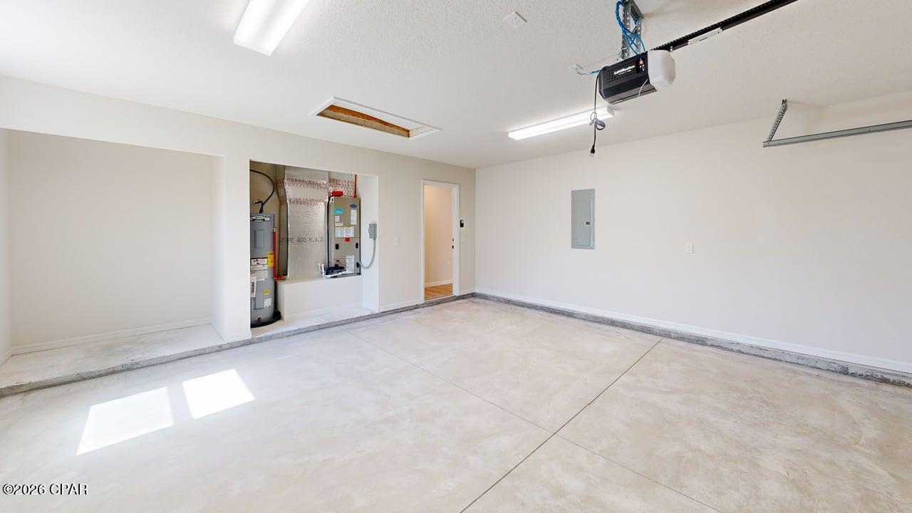 Image 4 For 2269 Shenandoah Boulevard