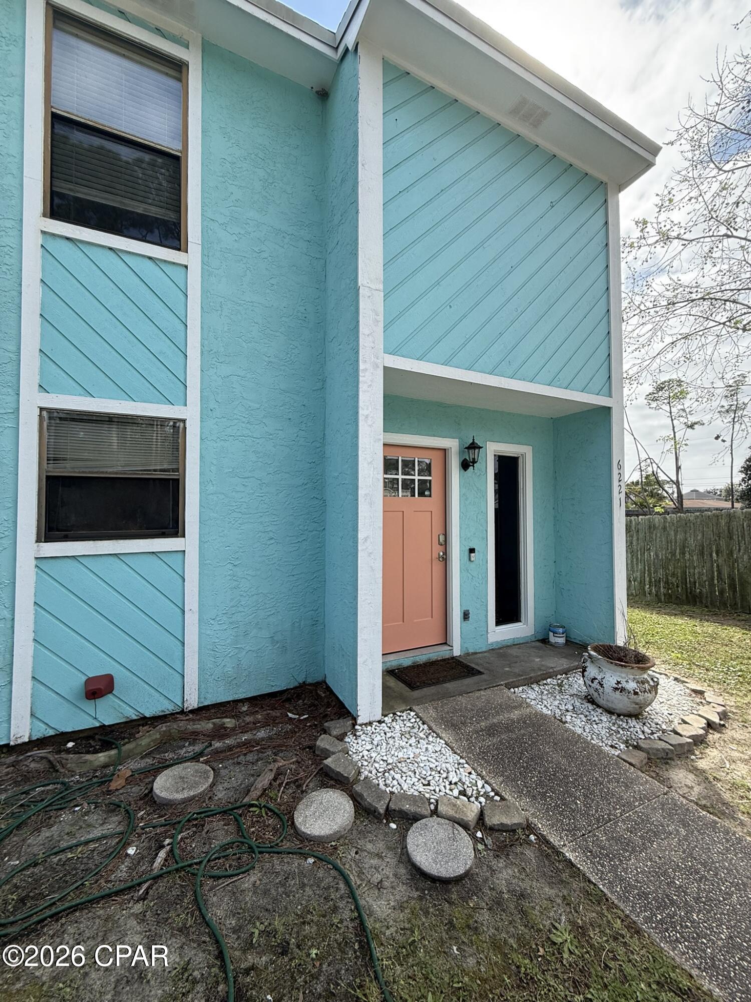 Image 2 For 6221 Hibiscus Avenue