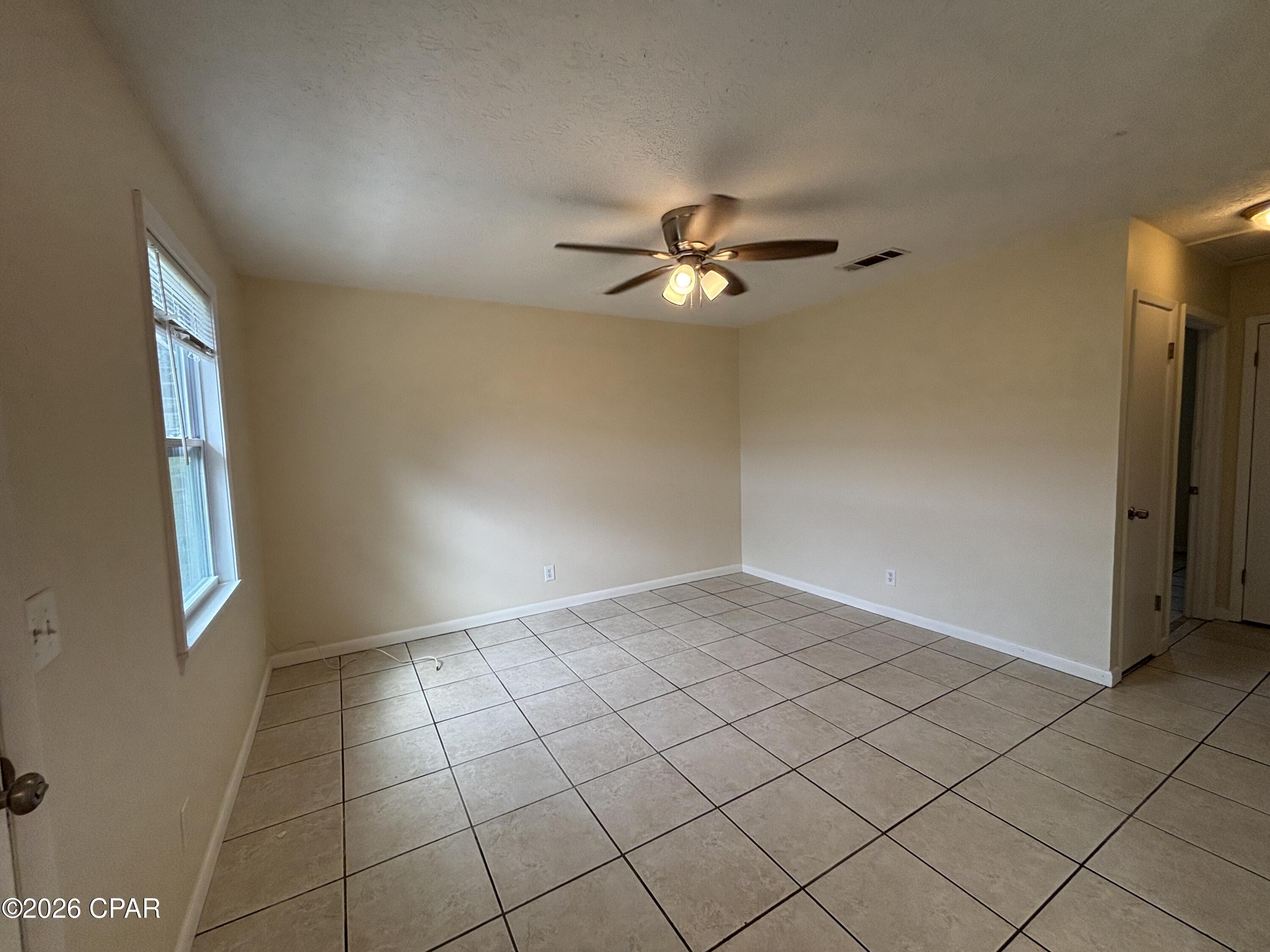 Image 5 For 1102 Frankford Avenue B