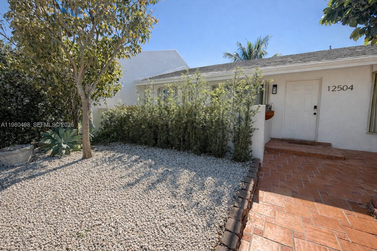 Devon-Aire Villas Sec 5