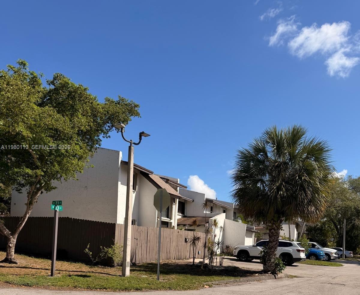 Snapper Creek Townhouses