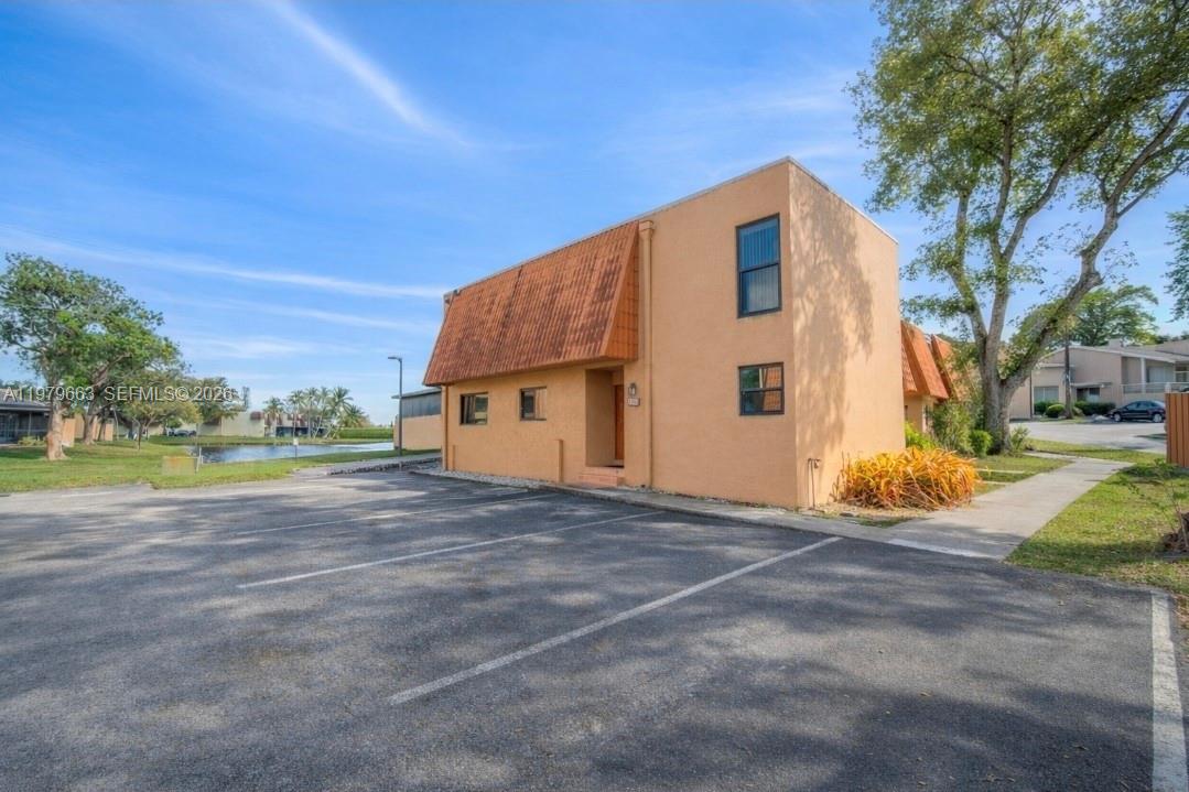 Westview Condominium No T