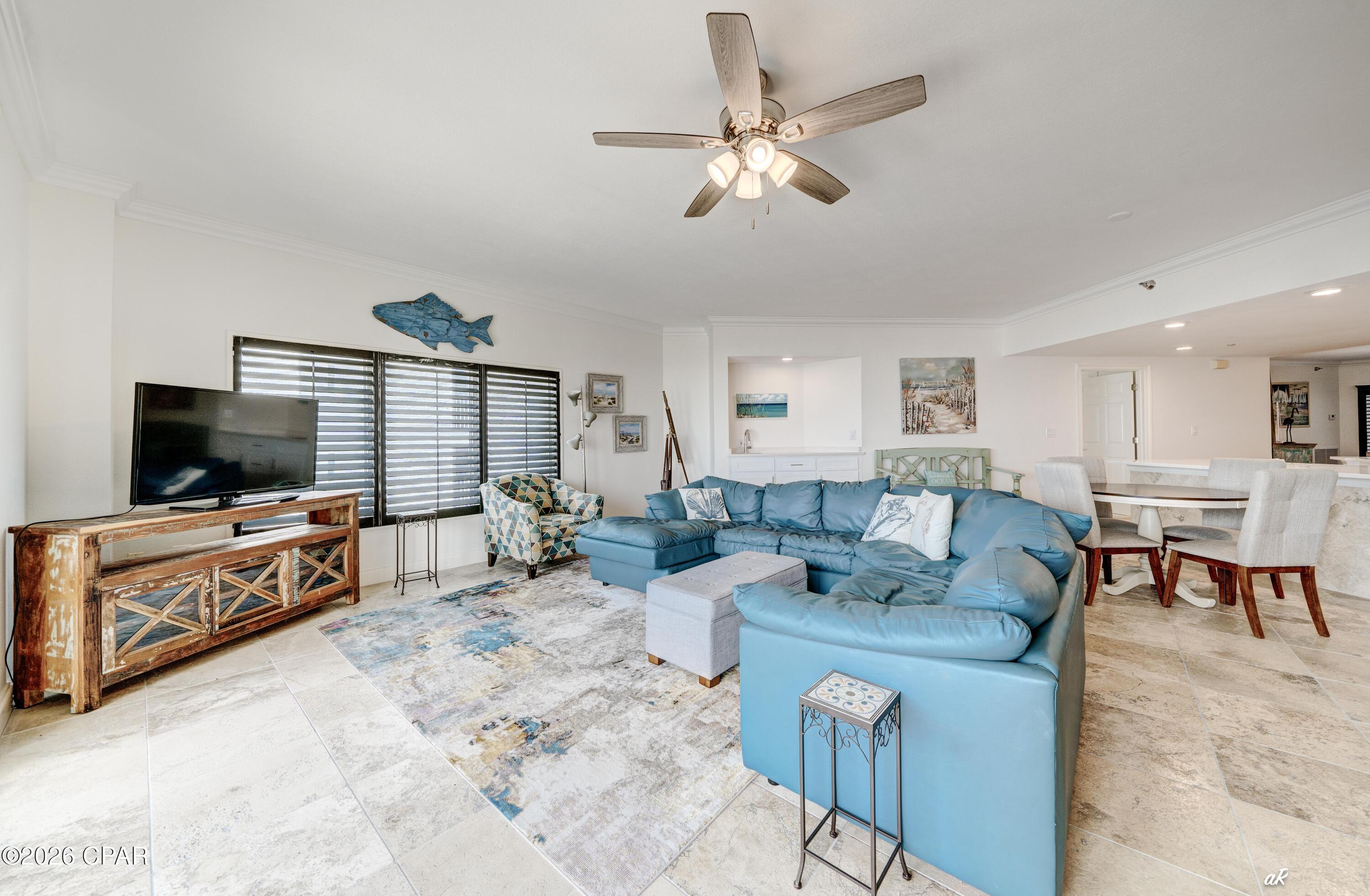 Image 14 For 4421 Thomas Drive 202