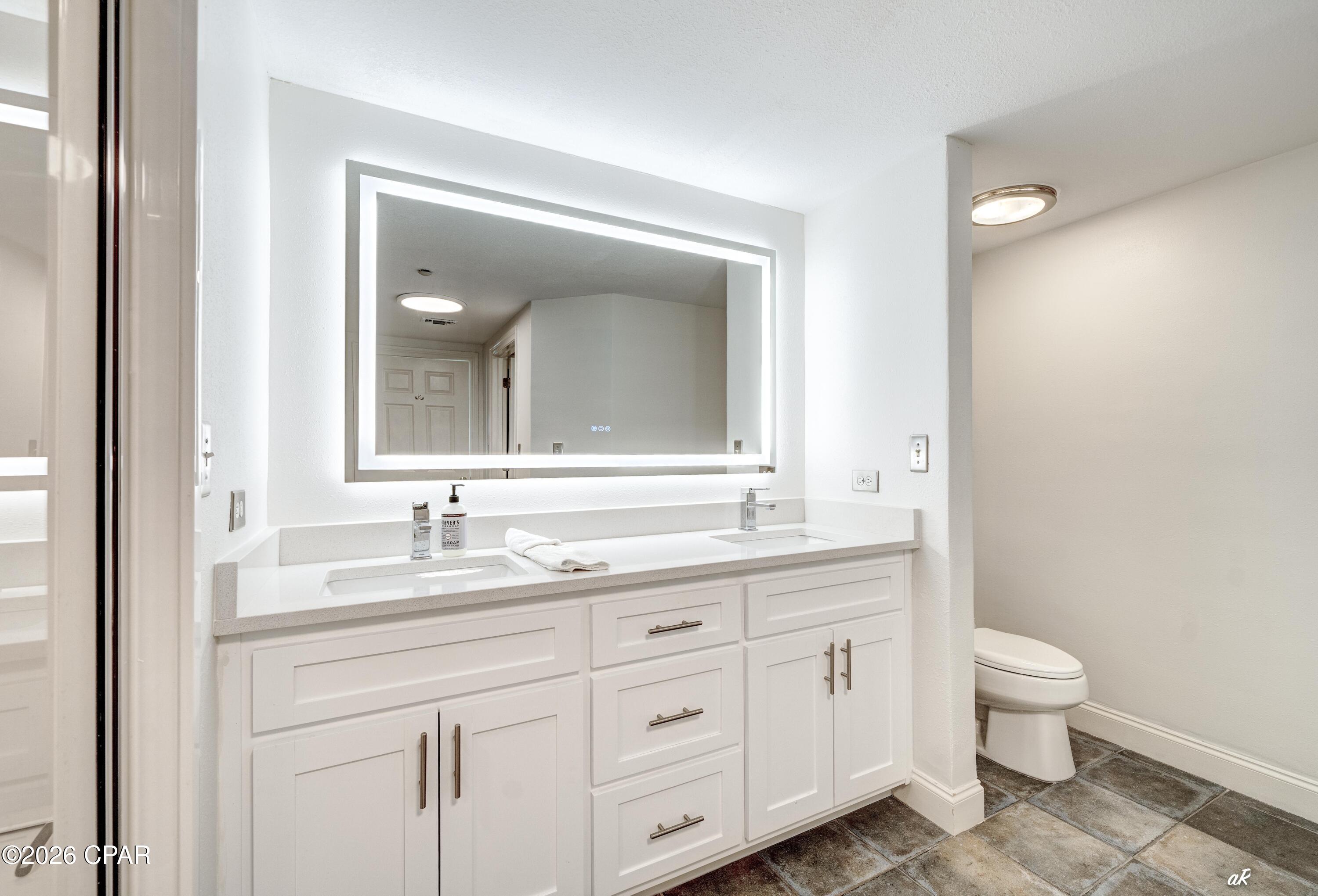 Image 26 For 4421 Thomas Drive 202