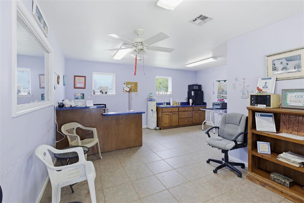 211 Mahlon Street — photo 3