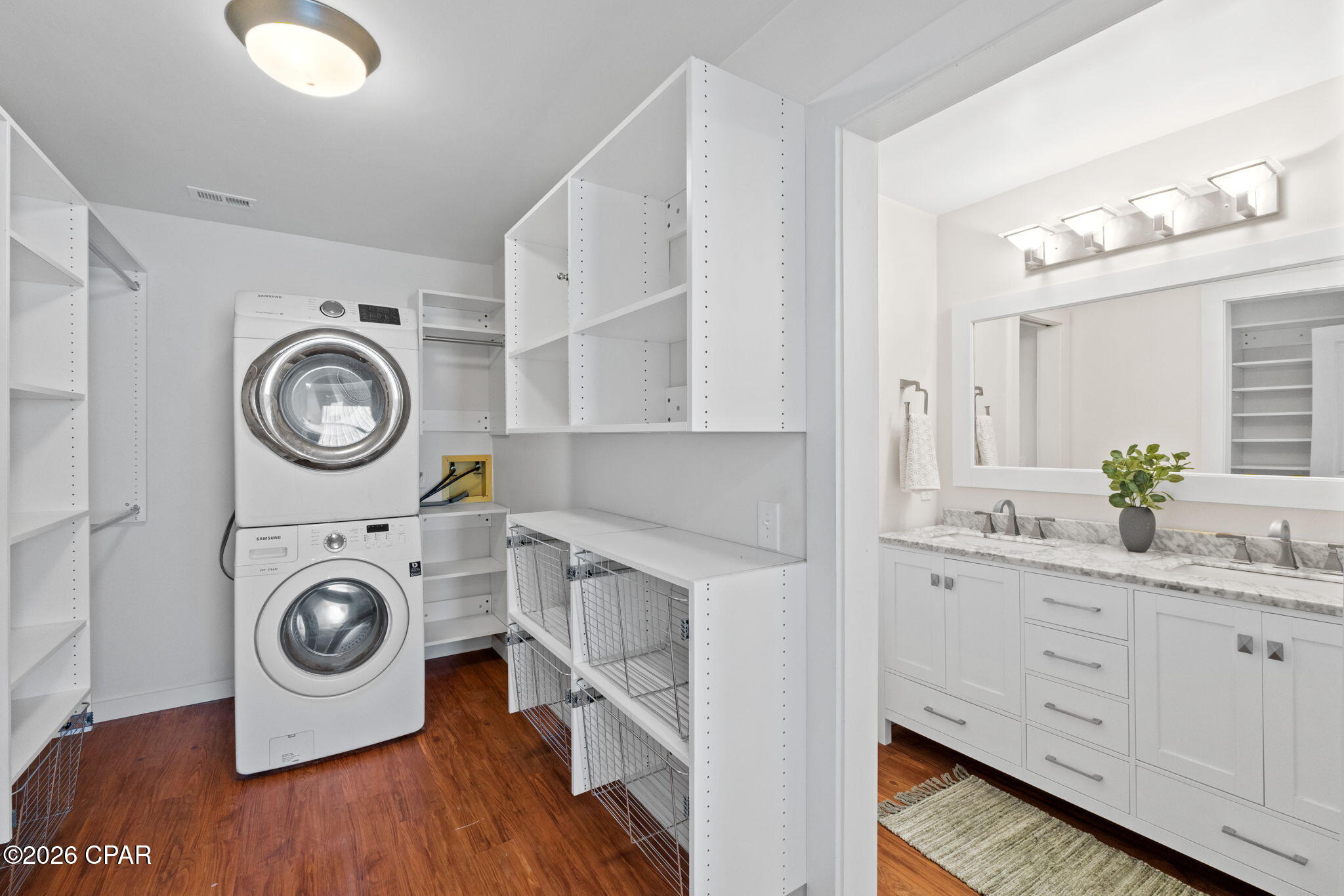 Image 21 For 6120 Beach Drive