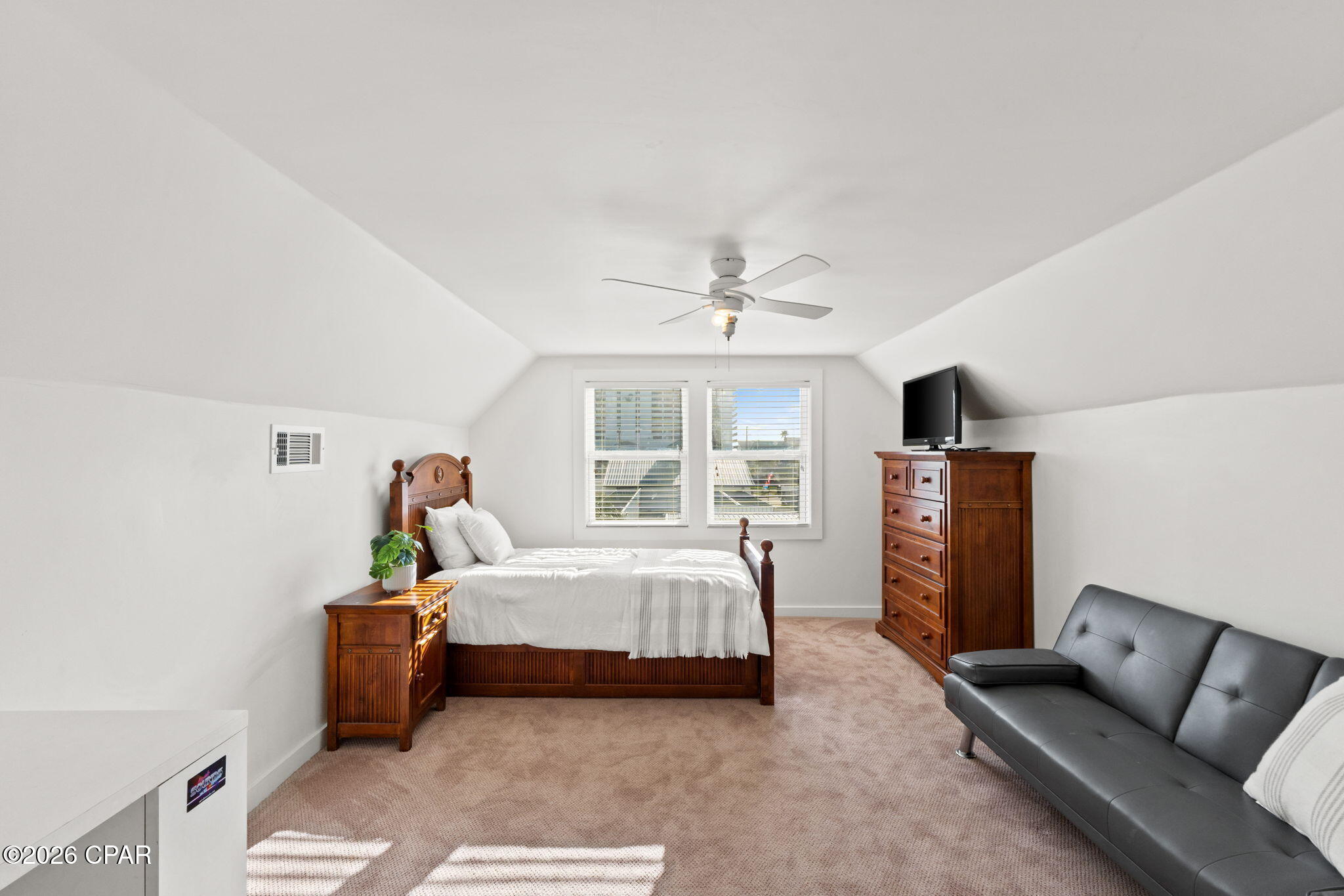 Image 27 For 6120 Beach Drive