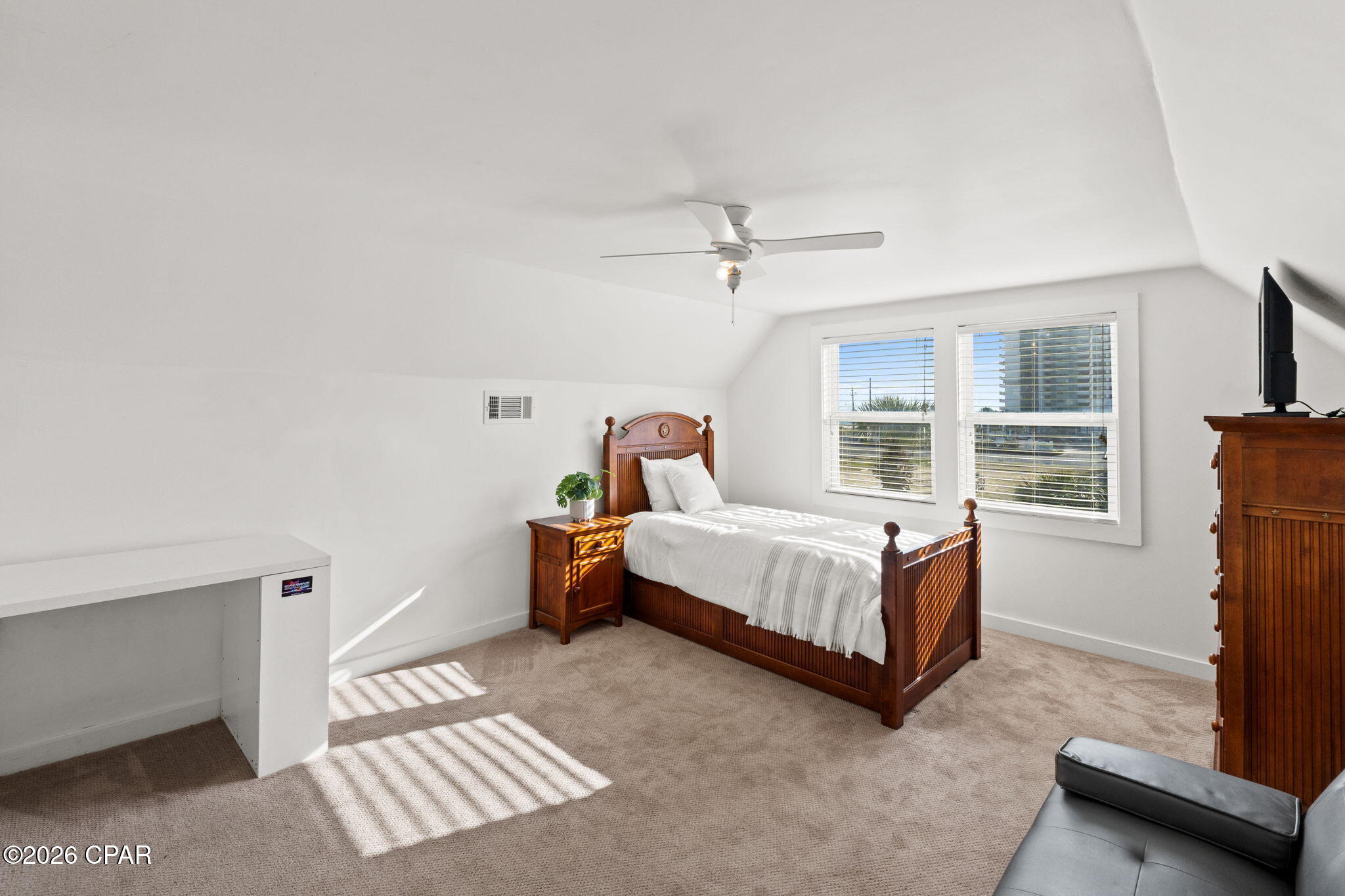 Image 28 For 6120 Beach Drive