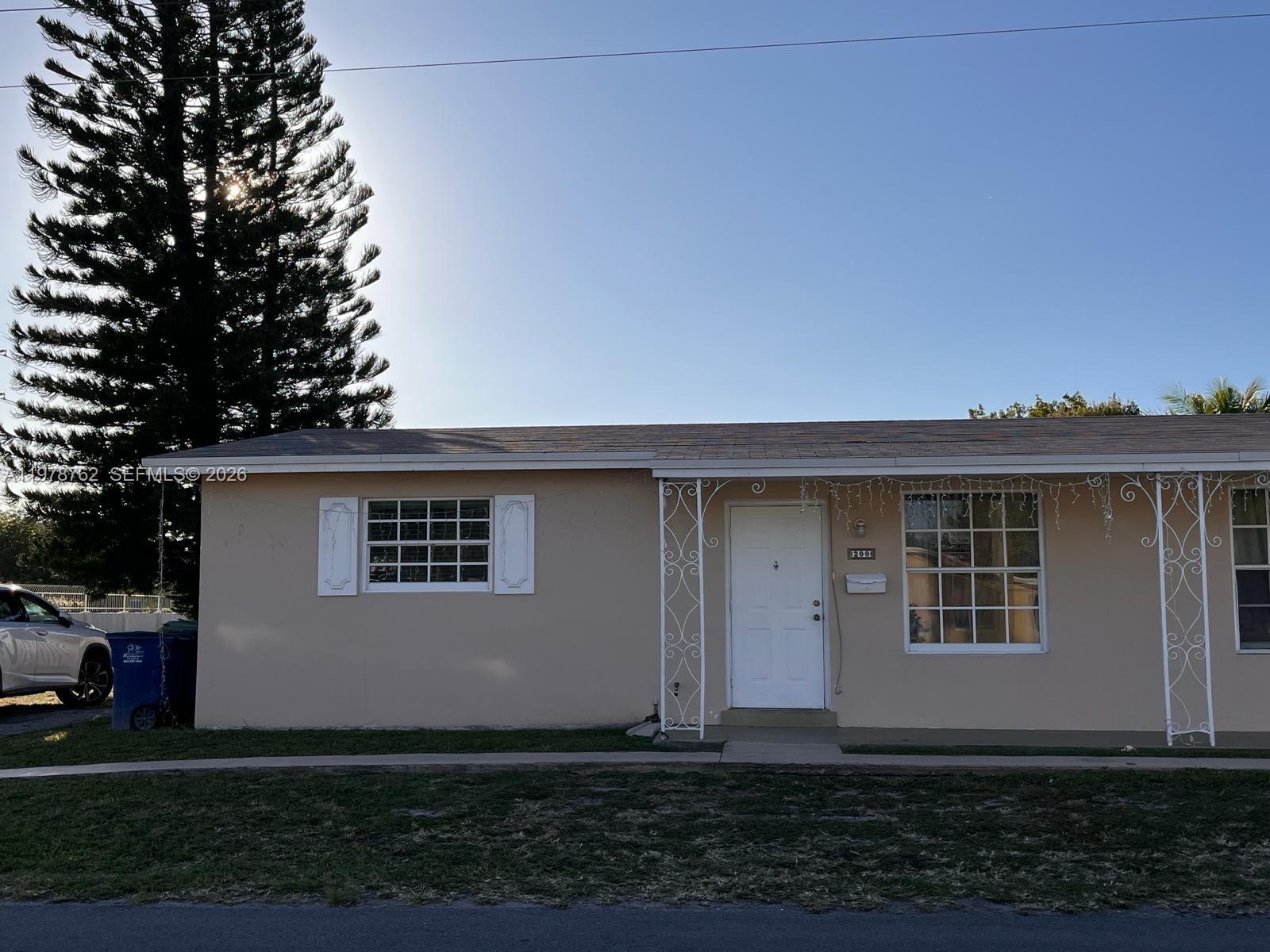 Hallandale Park No 5