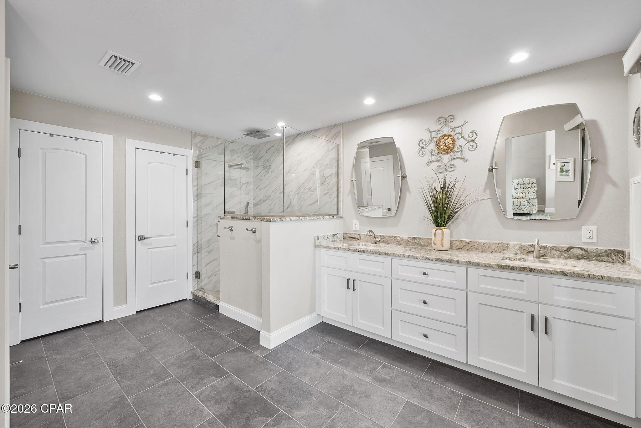 Image 31 For 425 Bay Shore Drive 11