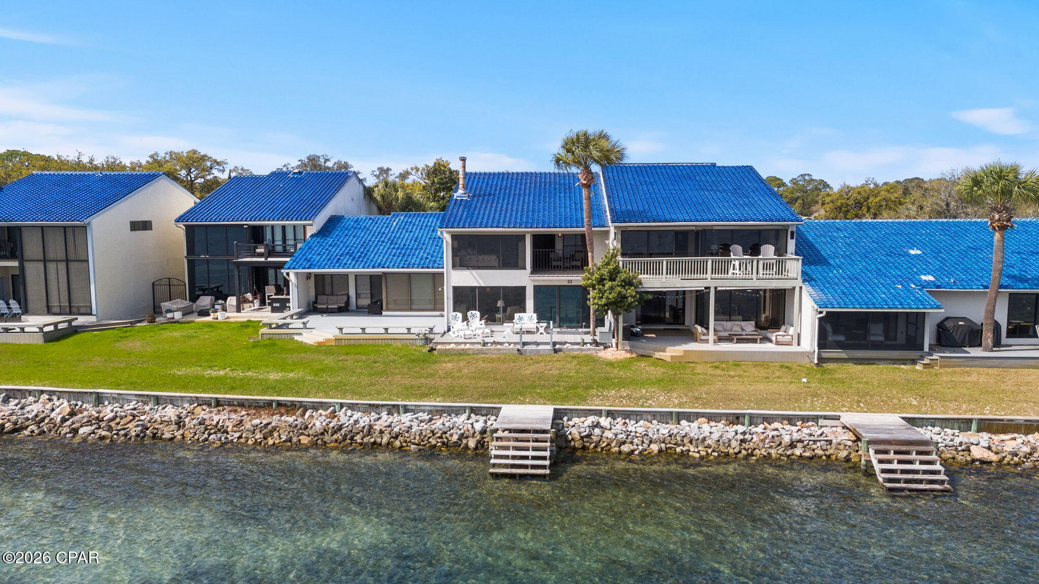 Image 34 For 425 Bay Shore Drive 11