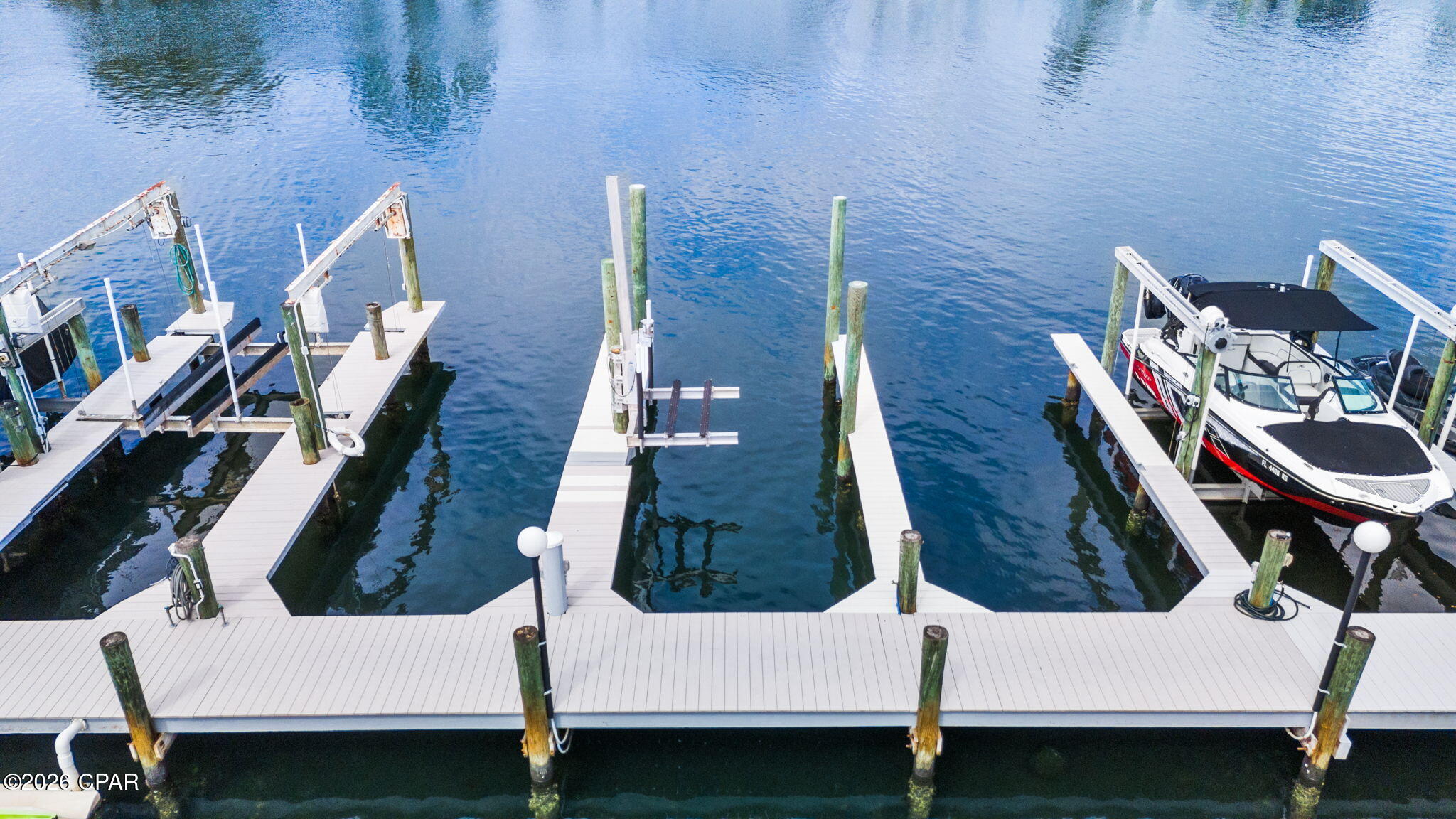 Image 43 For 425 Bay Shore Drive 11