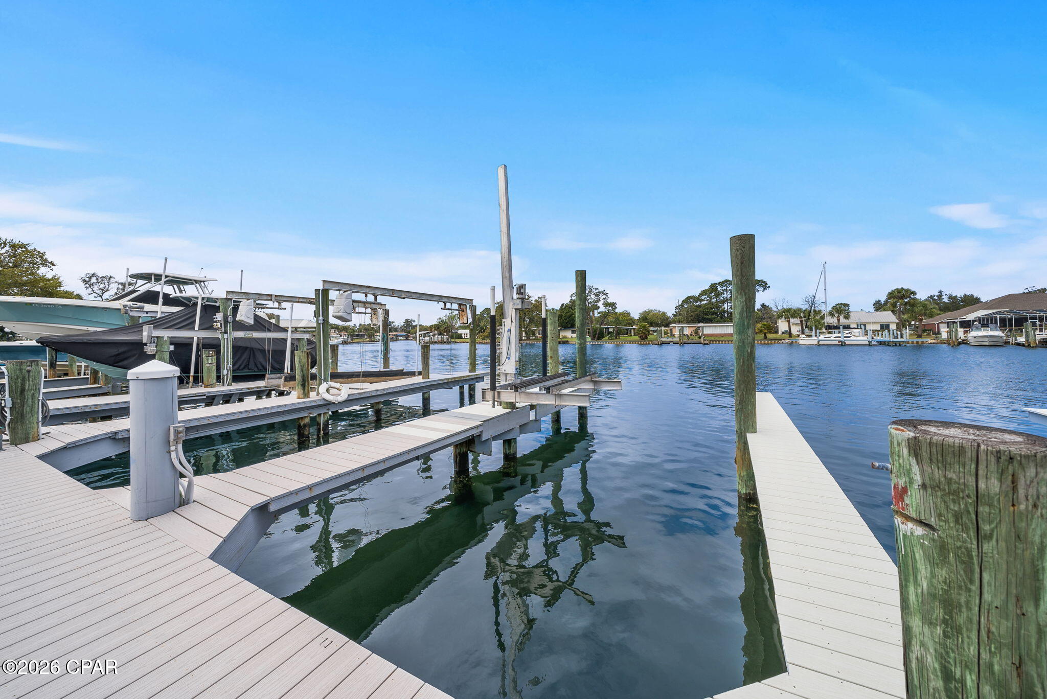 Image 44 For 425 Bay Shore Drive 11