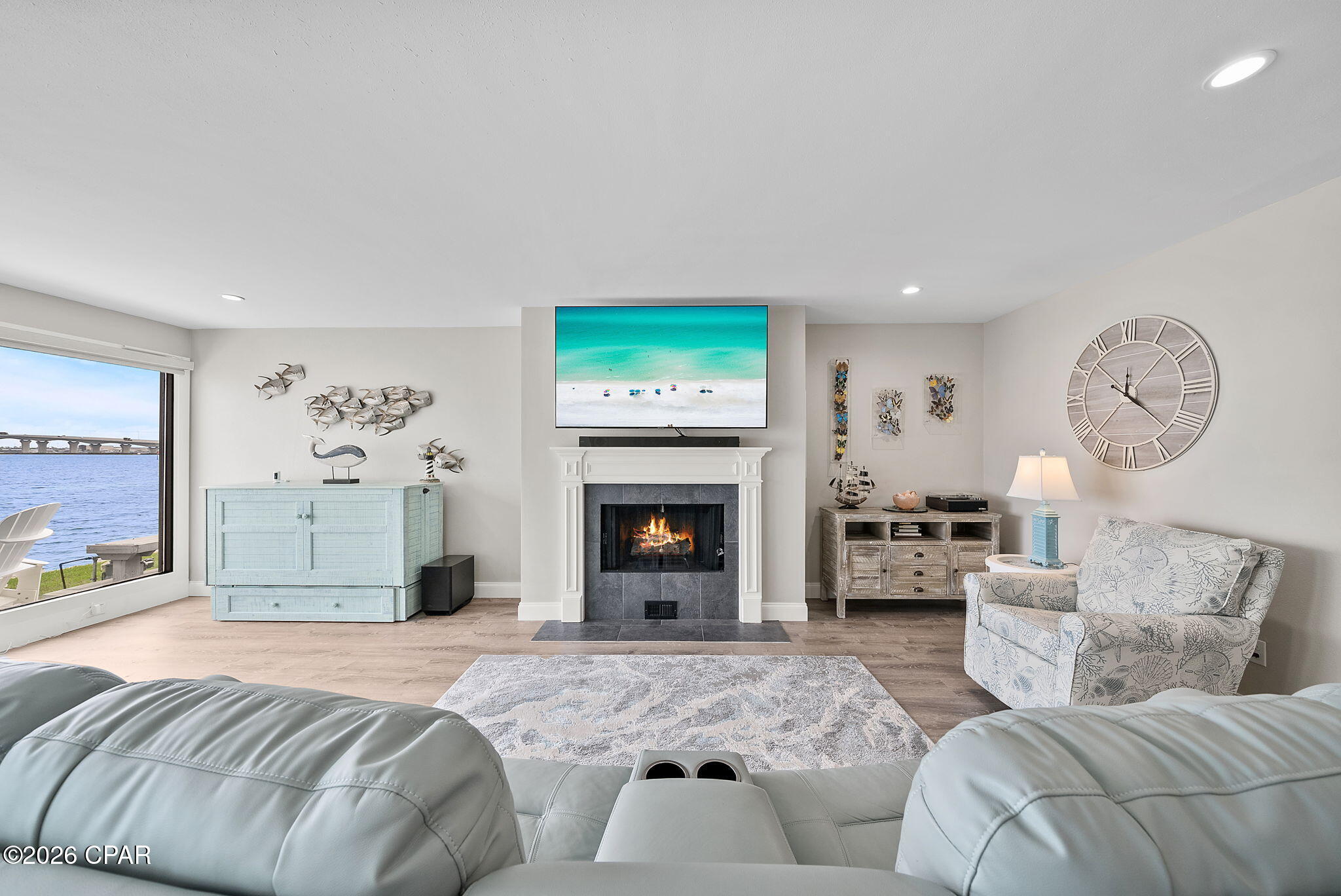 Image 9 For 425 Bay Shore Drive 11