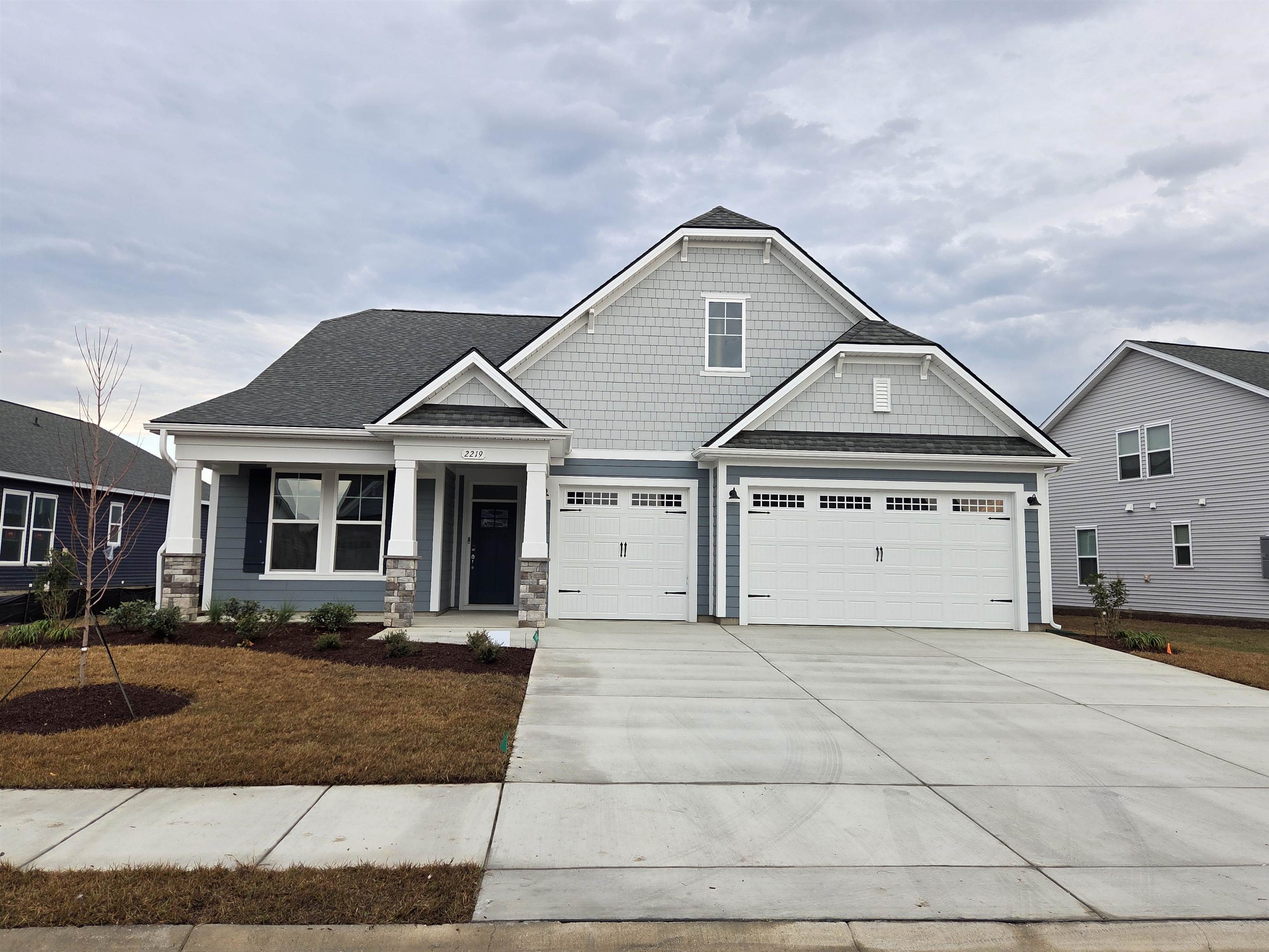 2219 Seagrape Dr. Little River, SC 29566