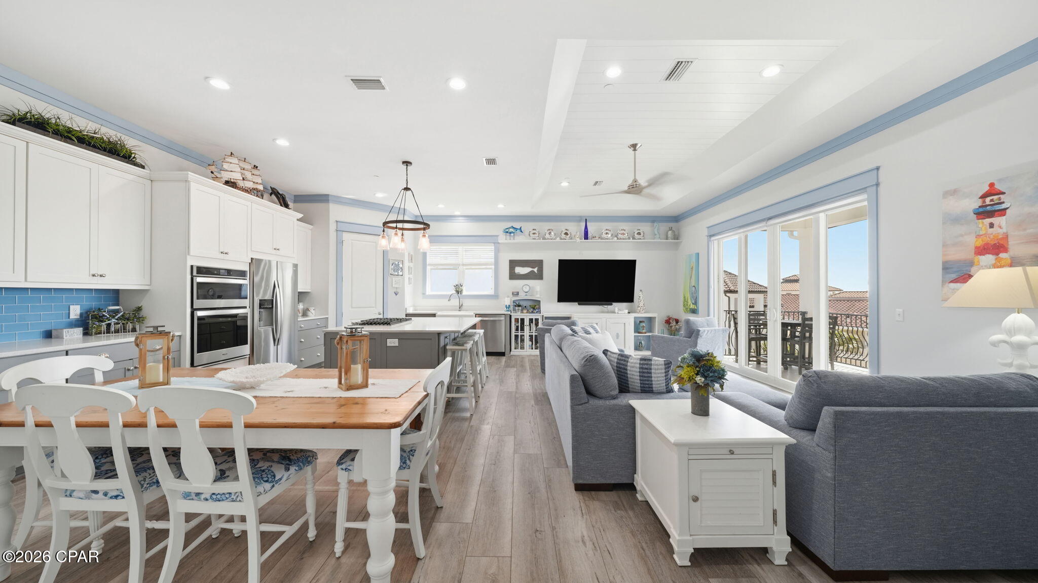 Image 12 For 241 La Valencia Circle