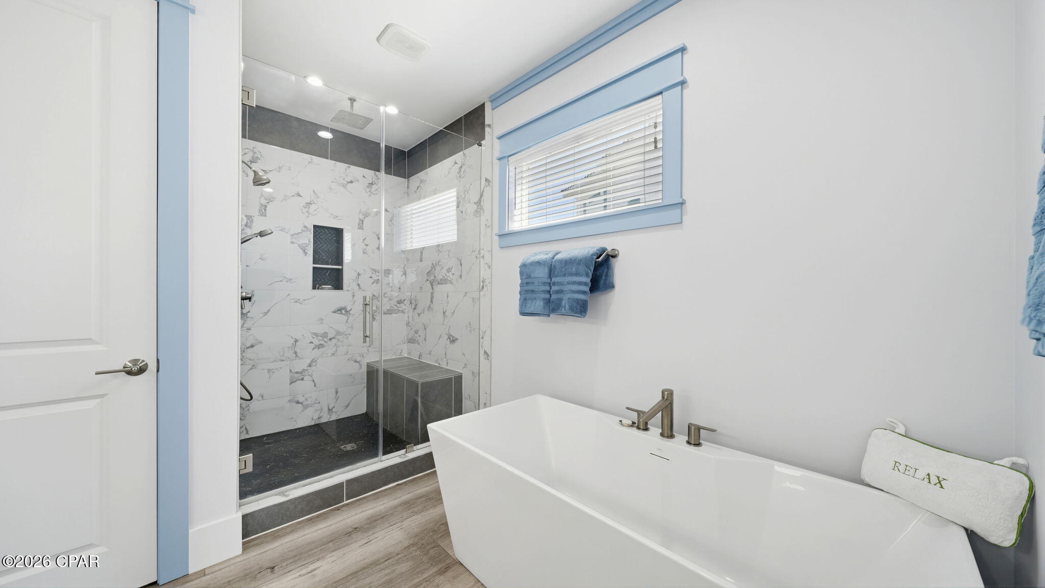 Image 24 For 241 La Valencia Circle