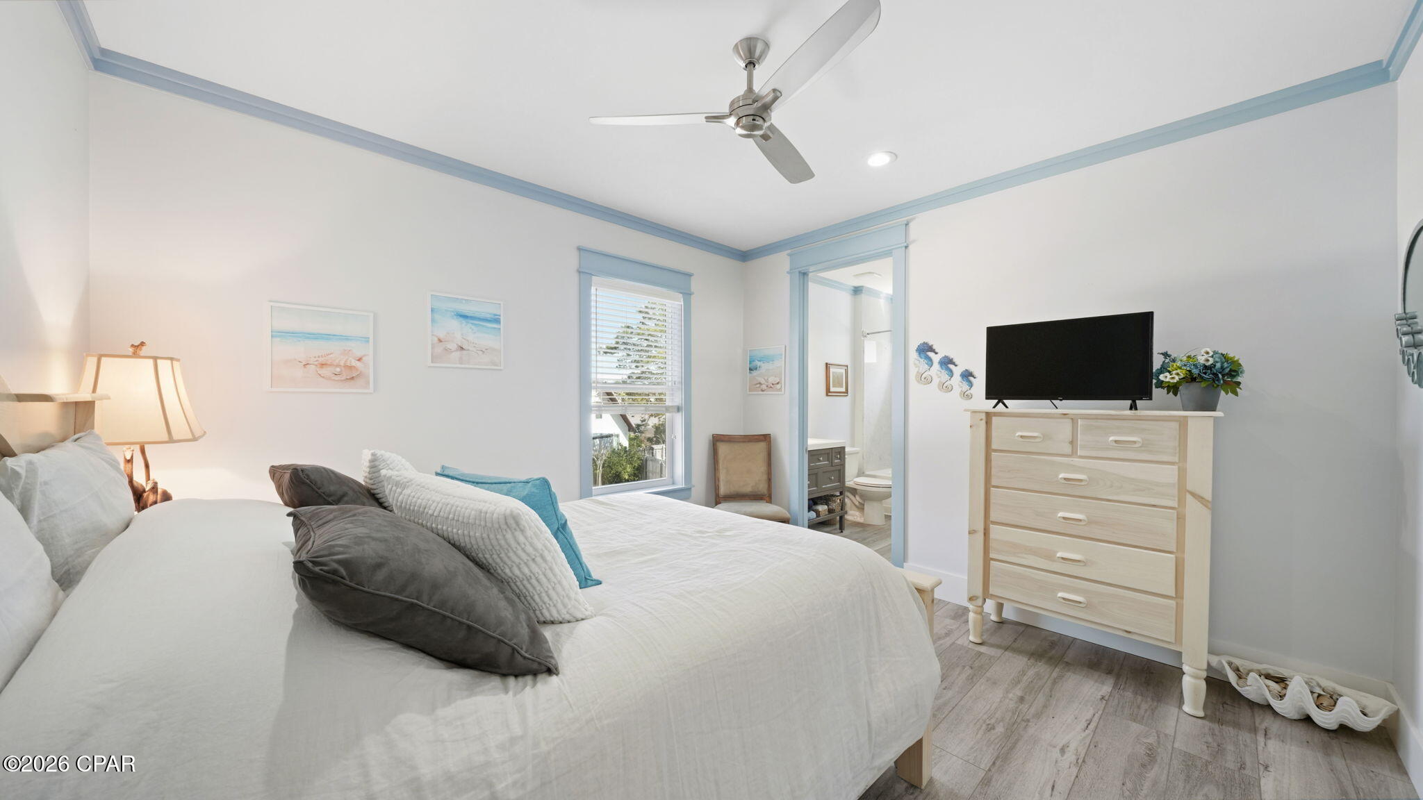 Image 29 For 241 La Valencia Circle