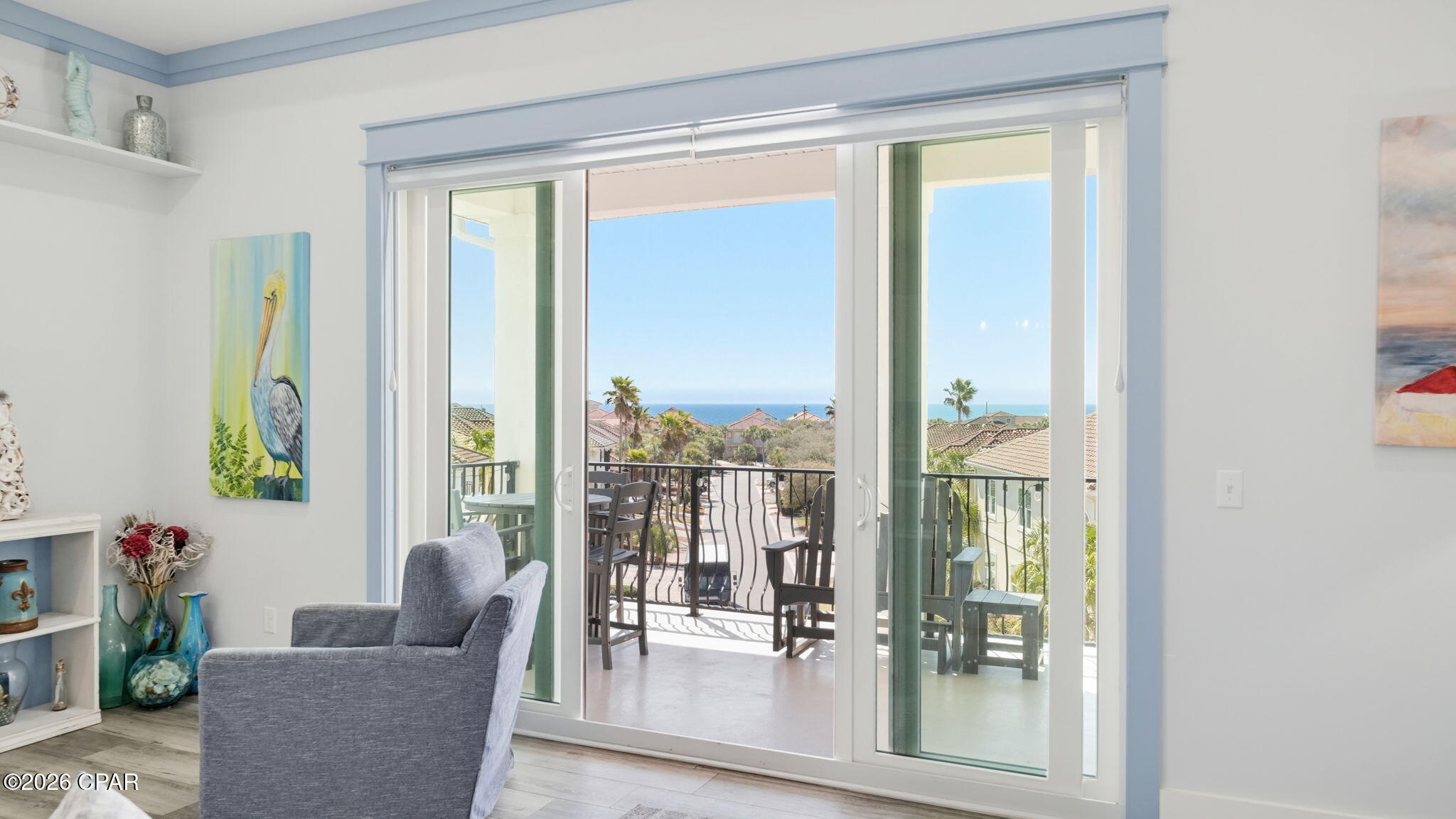 Image 5 For 241 La Valencia Circle