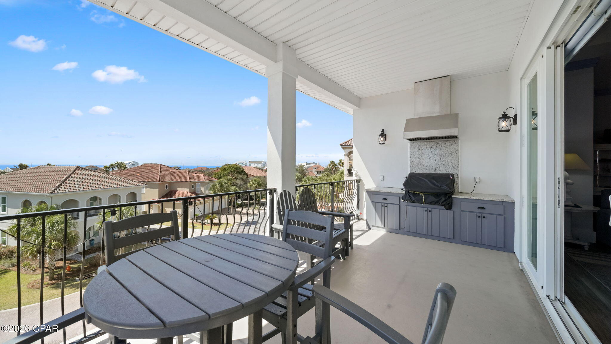 Image 6 For 241 La Valencia Circle