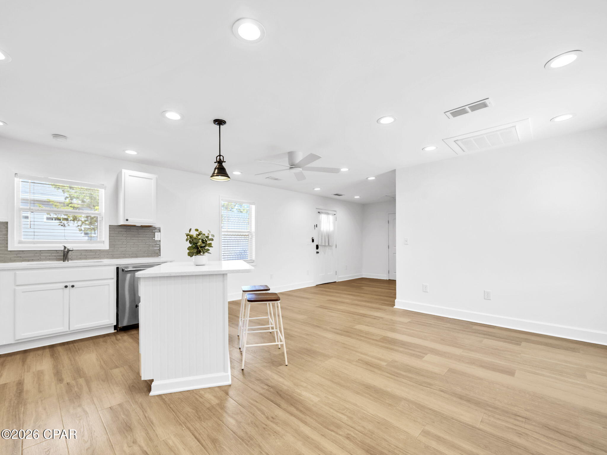 Image 4 For 114 Vestavia Street