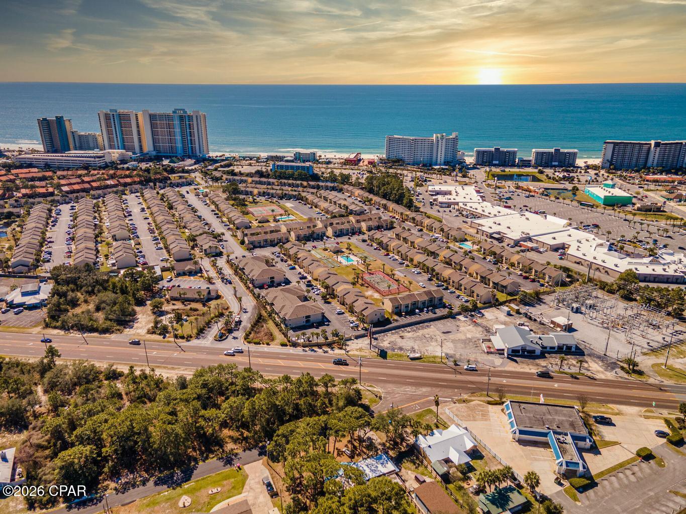 Image 22 For 201 Robin Lane