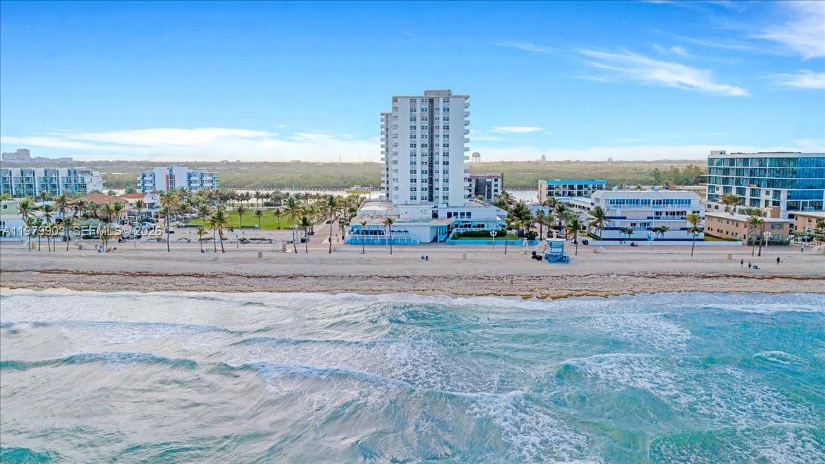 Hollywood Towers Condo