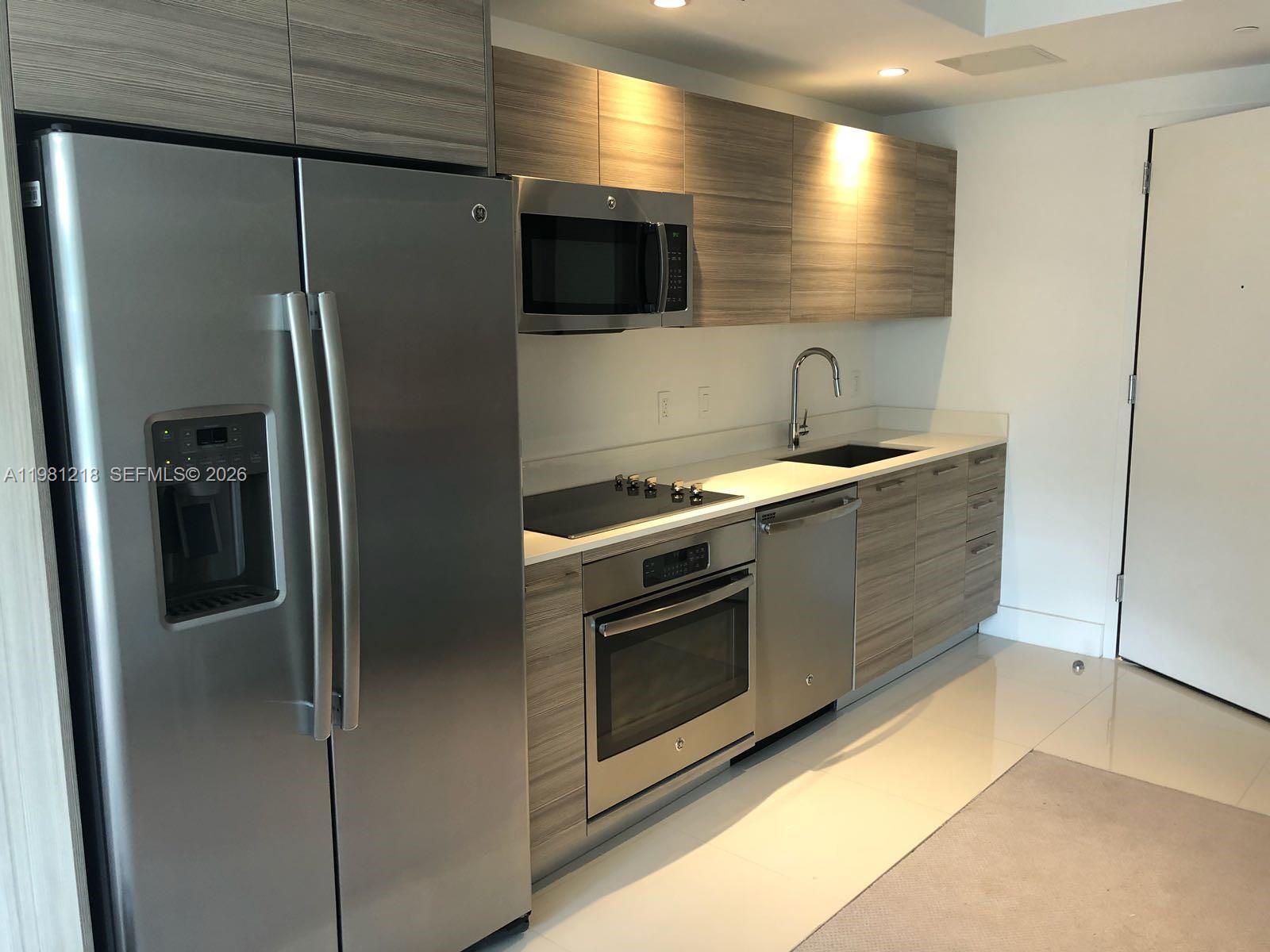 Condo for Rent in Miami, FL