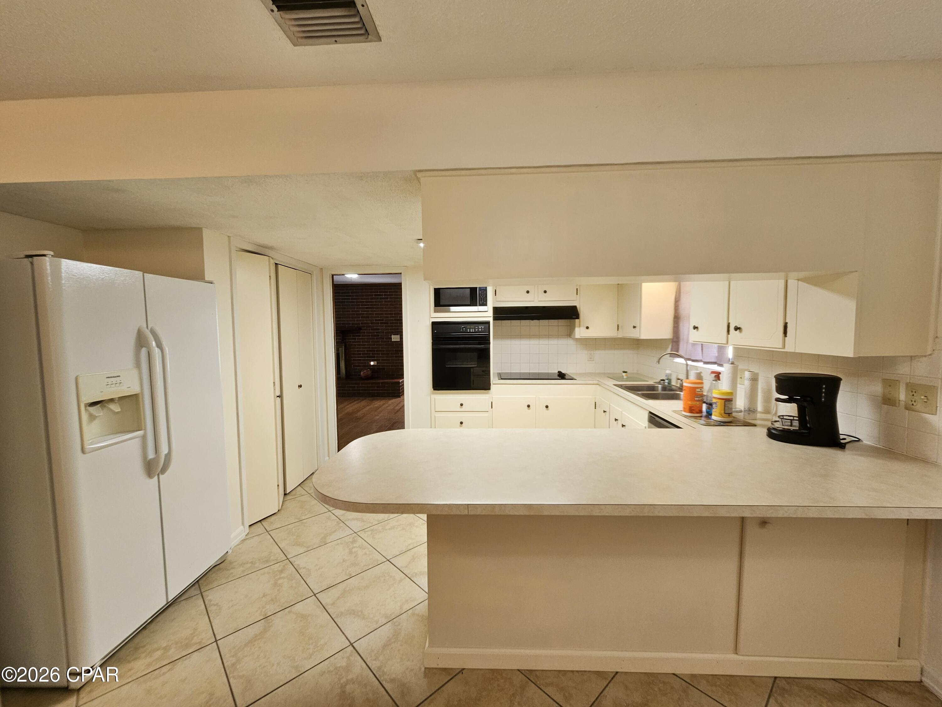 Image 12 For 1719 Montana Avenue