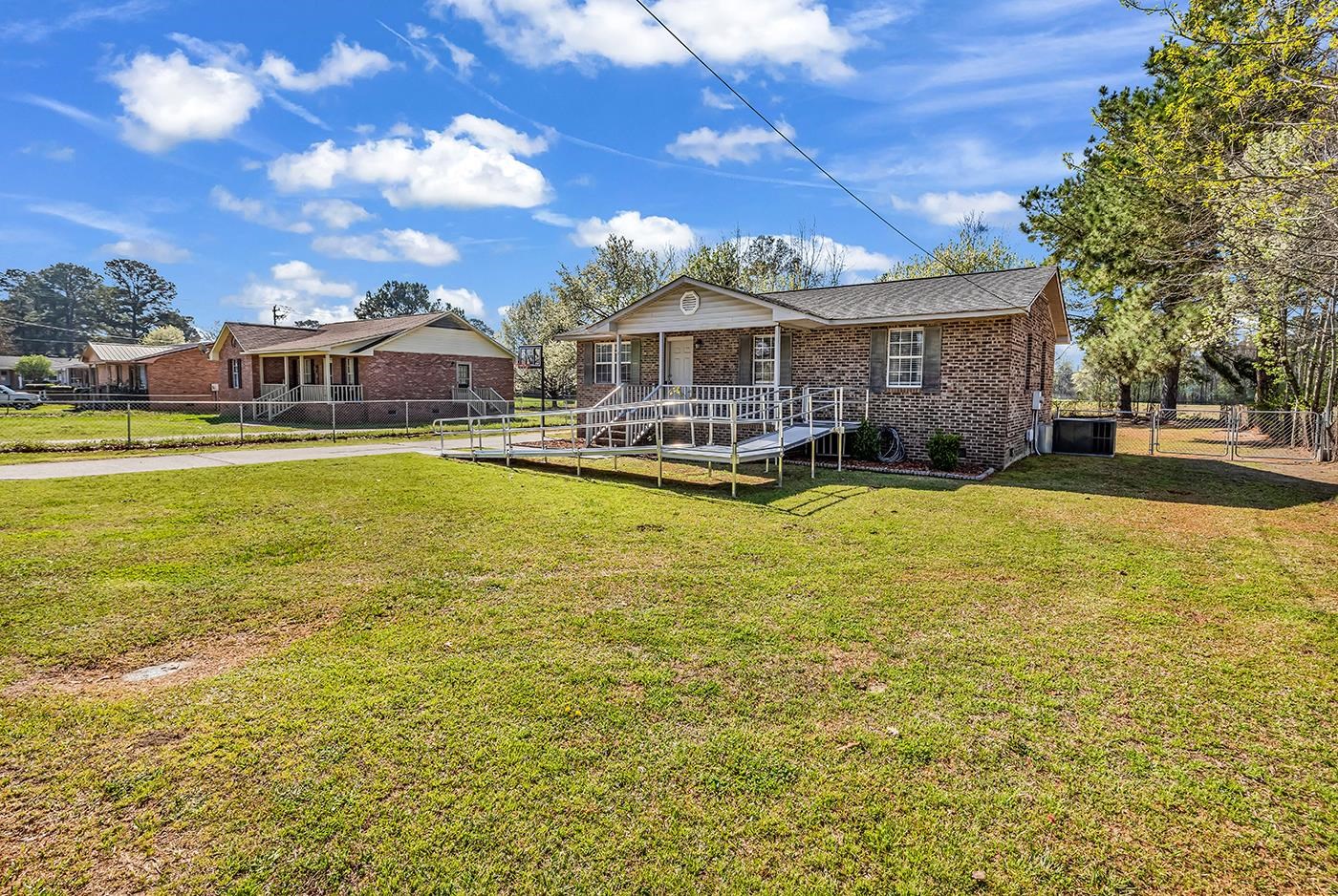 Homes for sale in Marion, SC | 409 Reaves St, Marion, SC 29571 | MLS# 2606363