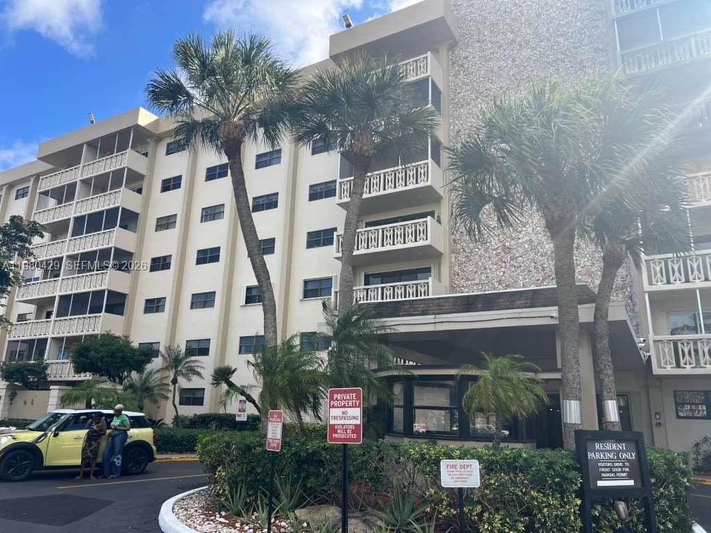 Canongate Condo No One