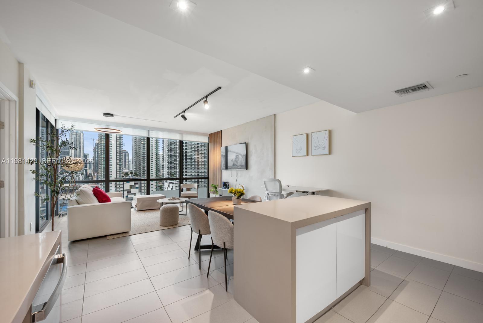 Property photo # 2