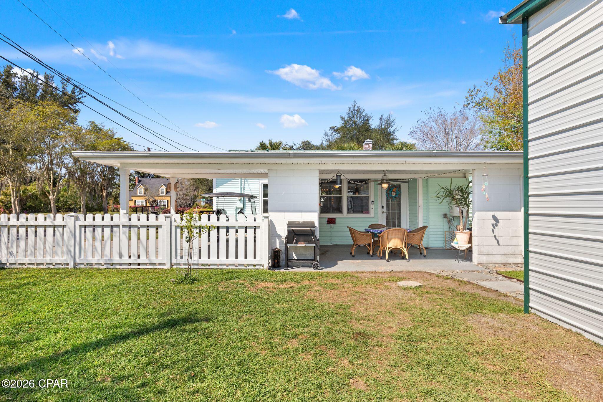 Image 35 For 200 Cove Boulevard