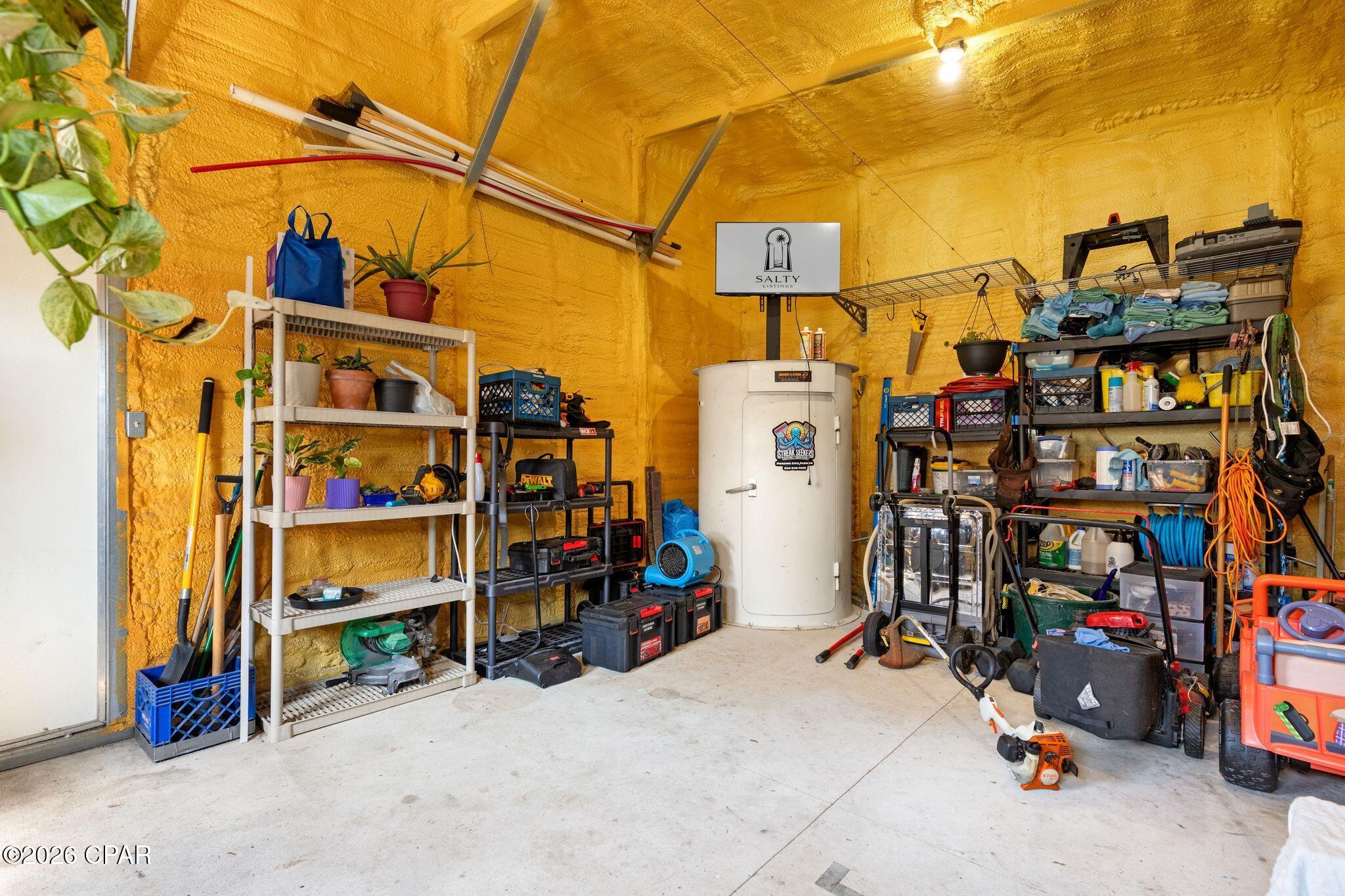 Image 37 For 200 Cove Boulevard