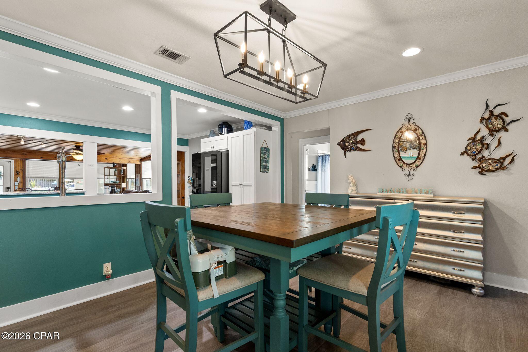 Image 7 For 200 Cove Boulevard