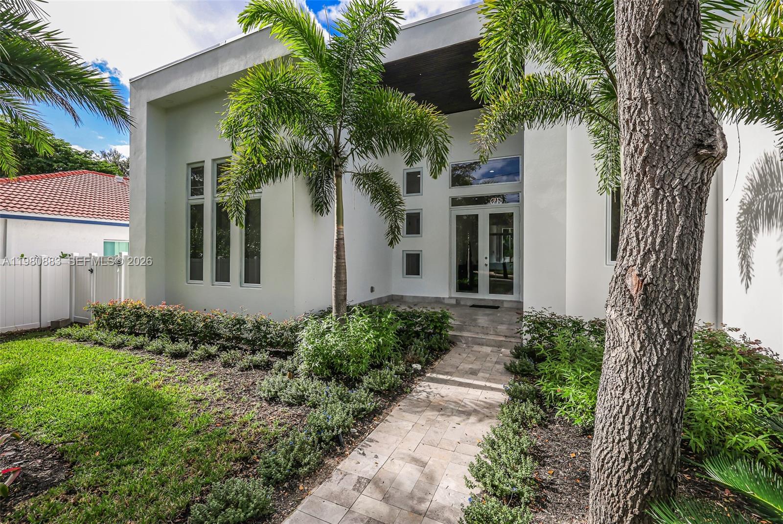 11780 8th Ave, Biscayne Park, Florida 33161