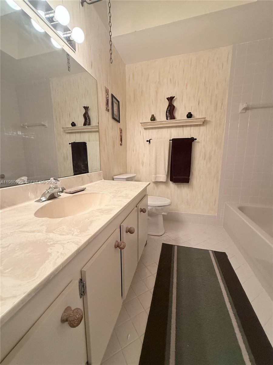 Property photo # 8