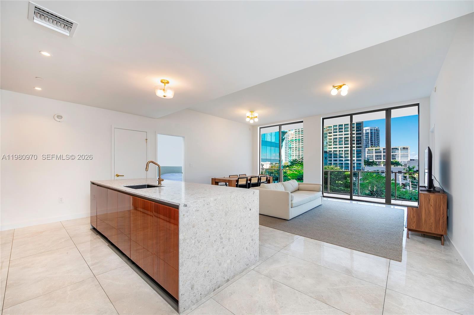 2678 Tigertail Condo