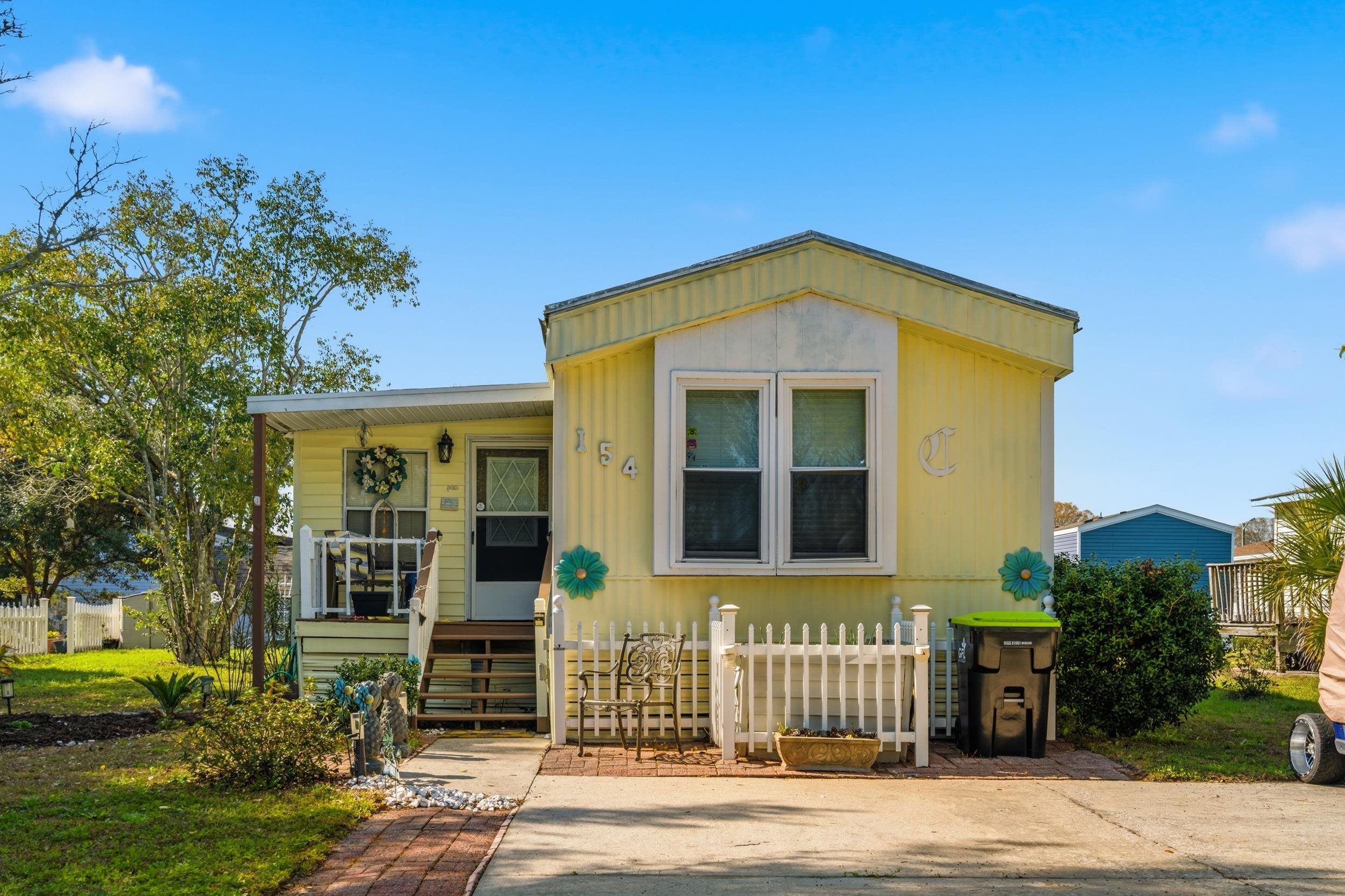 Manufactured home for sale at 154 Crooked Is Cir, Murrells Inlet, SC 29576 | MLS# 2606436