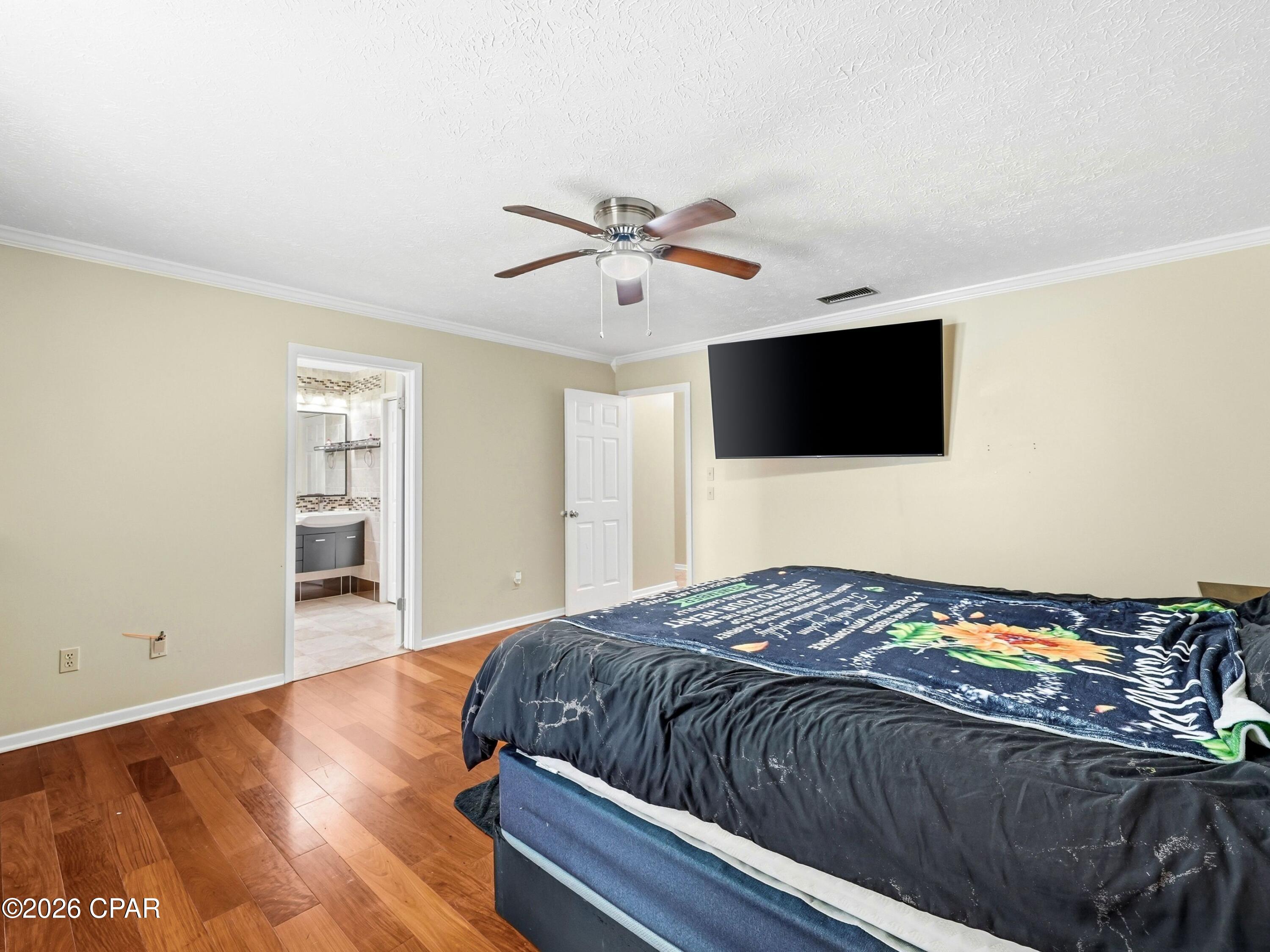 Image 28 For 4326 Pine Tree Lane