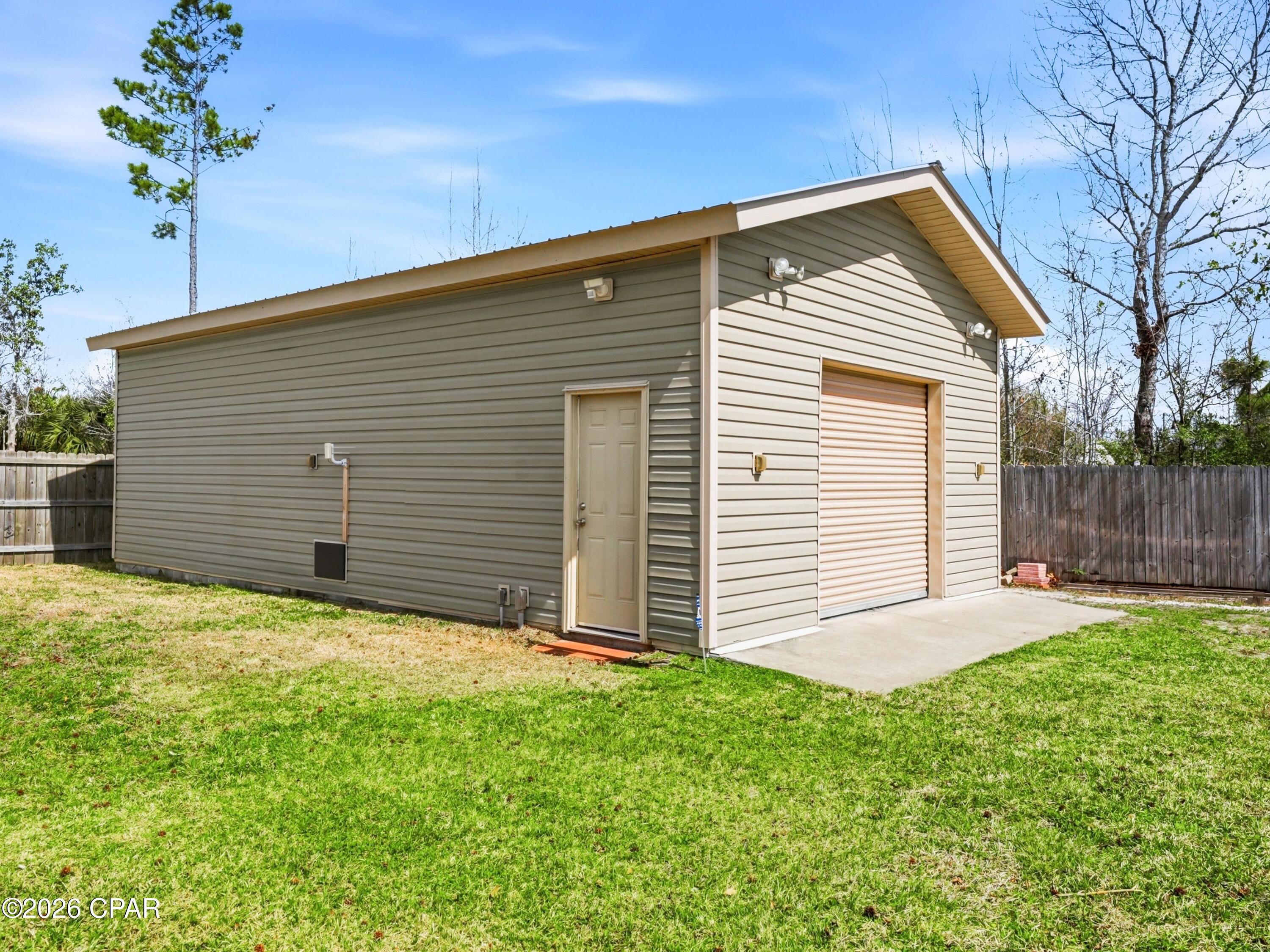 Image 6 For 4326 Pine Tree Lane