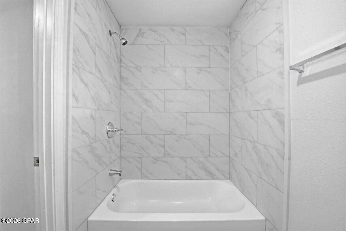 Image 16 For 709 Williams Avenue