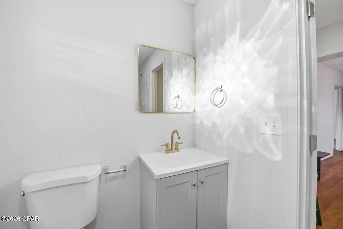 Image 17 For 709 Williams Avenue