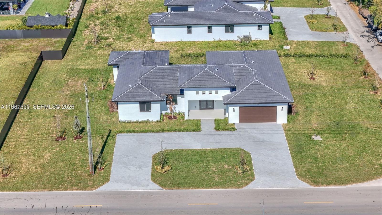 Griffing Silver Palm Sub