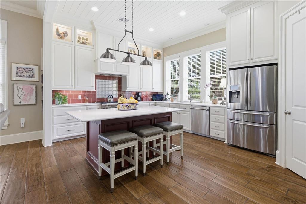 4510 Five Oaks Drive — photo 4
