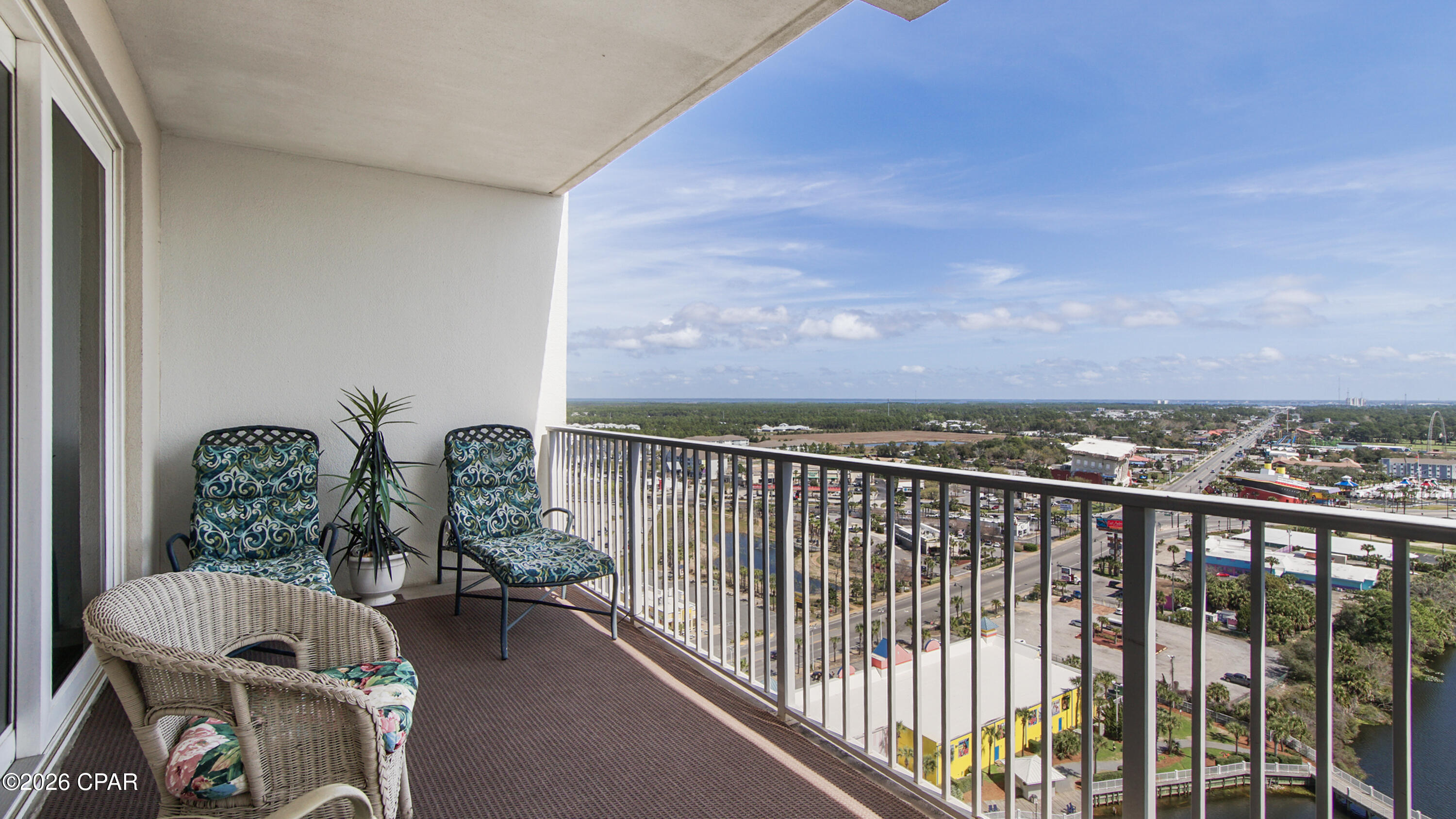 Image 36 For 9902 Thomas Drive 1830