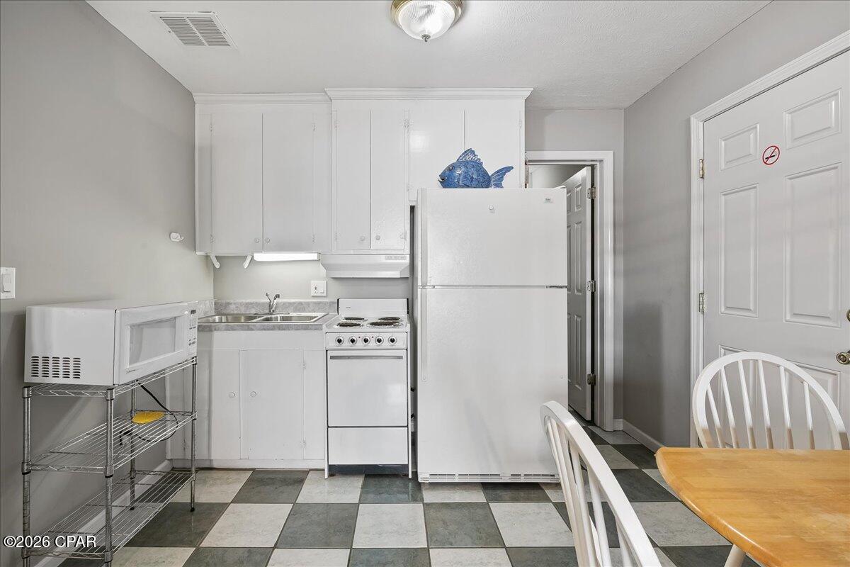 Image 19 For 16305 Front Beach Road