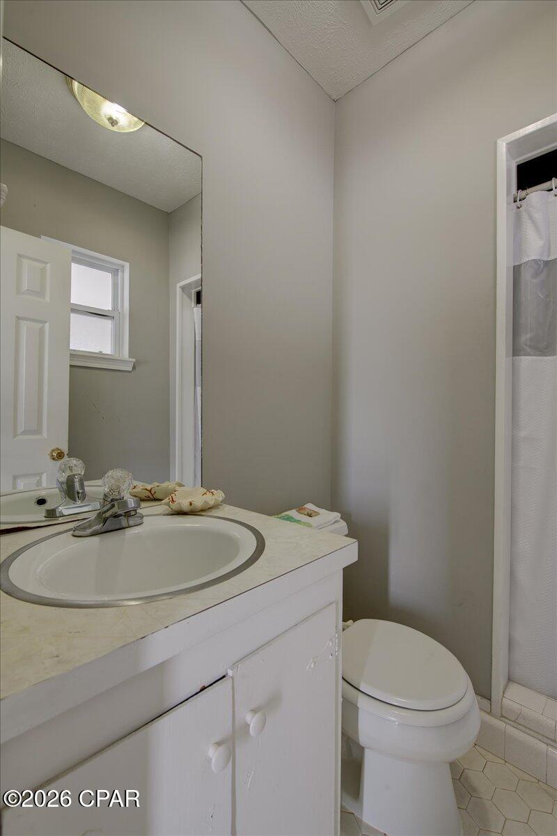 Image 32 For 16305 Front Beach Road